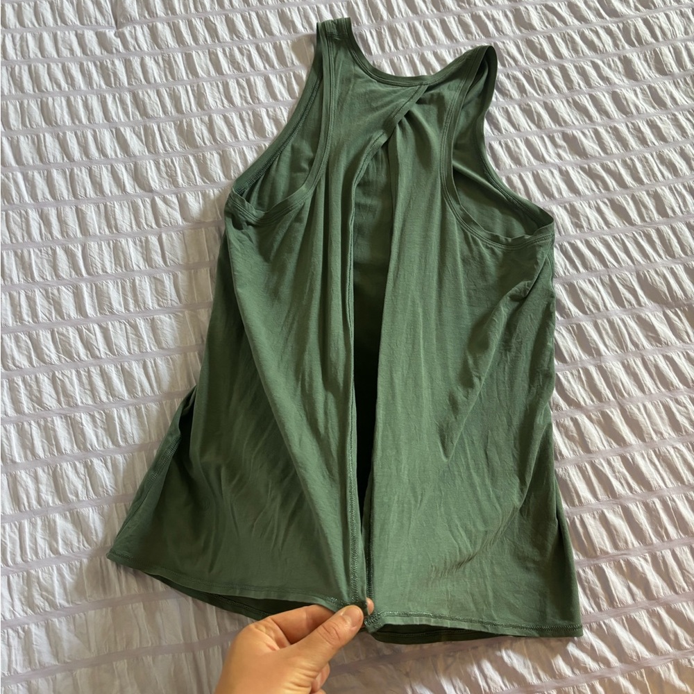 Lululemon All Tied Up Tank- size 4